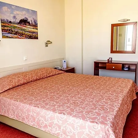 Pappas Hotel 2*